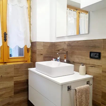 Alpine شقة بونتي دي لينيو